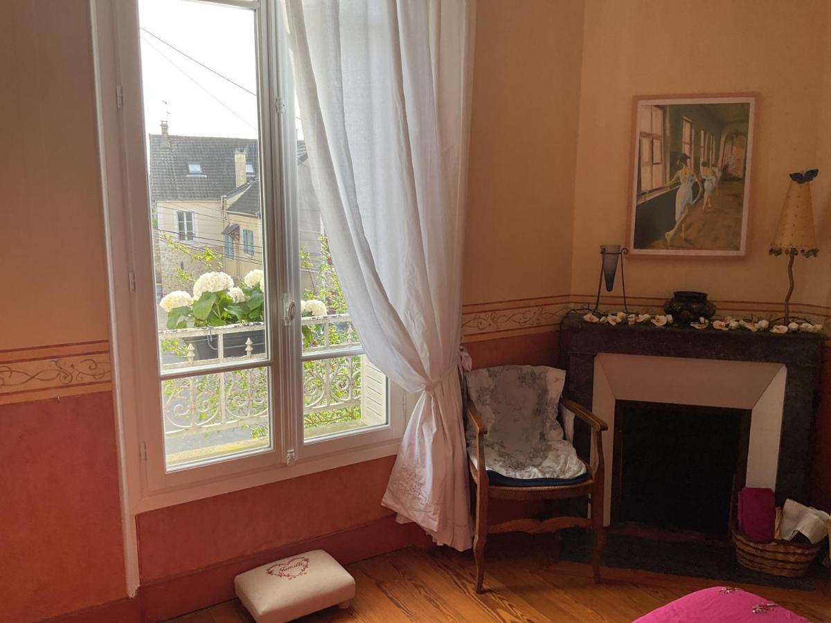 Apartamento Atelier Chez Marie Carnetin Exterior foto