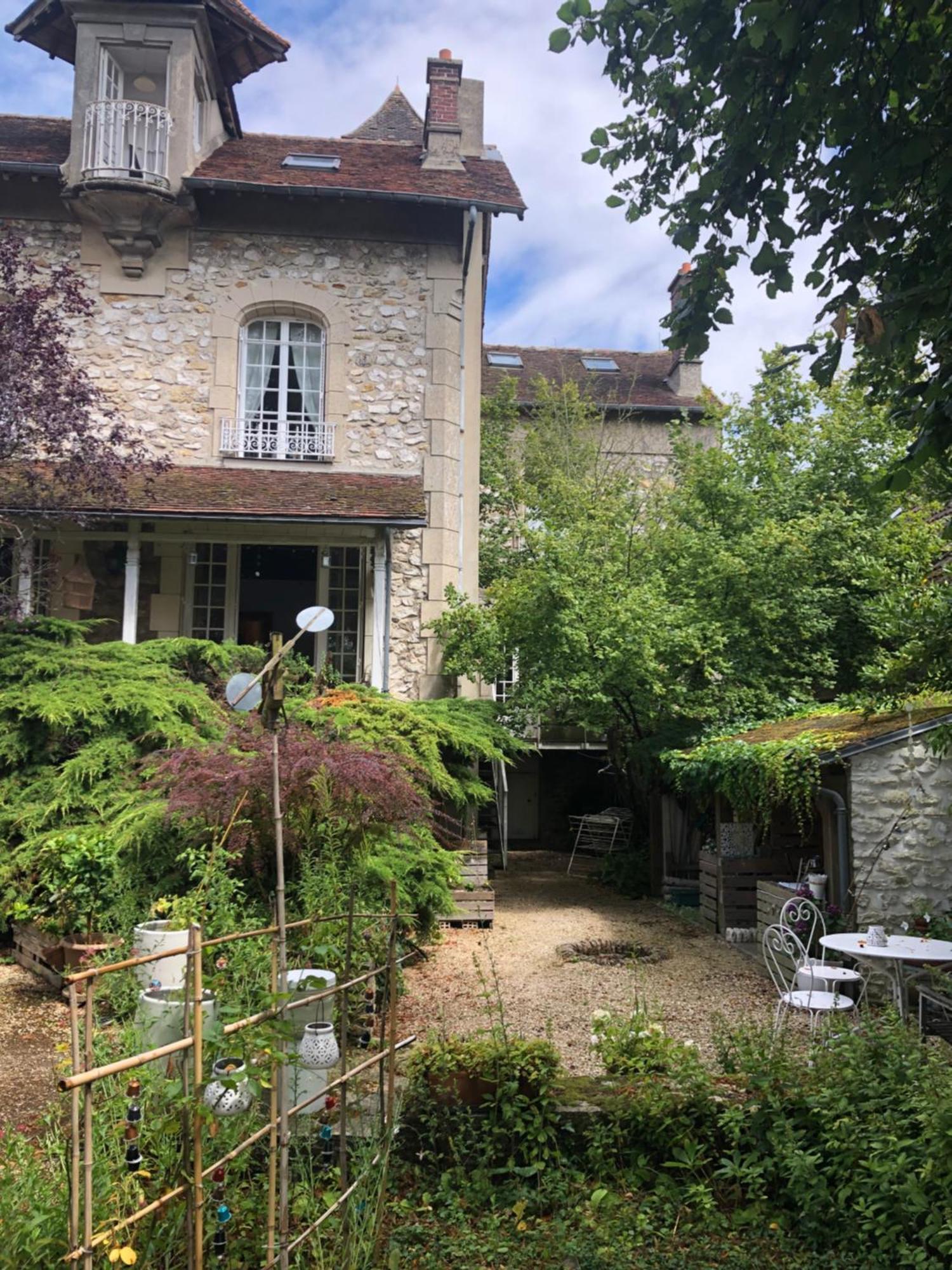 Apartamento Atelier Chez Marie Carnetin Exterior foto